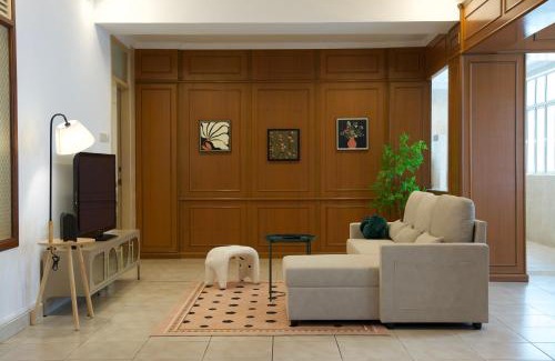 Kota Kinabalu House | BohoHaven 半独立别墅 Semi D 5Rooms 3Bath 10 to 12 pax 15mins to KK City