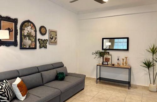 Kota Kinabalu House | BohoHaven 半独立别墅 Semi D 5Rooms 3Bath 10 to 12 pax 15mins to KK City