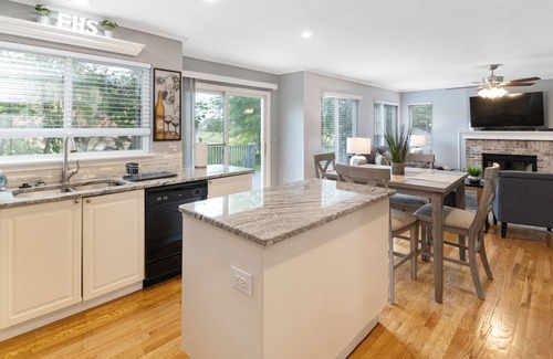 Bolingbrook House | Bolingbrook FHS Rental