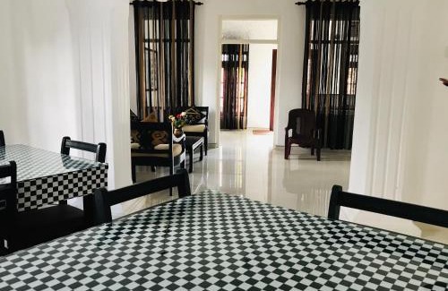 Arunagiri Nagar Hotel | Bon Voyaage Tourist Inn