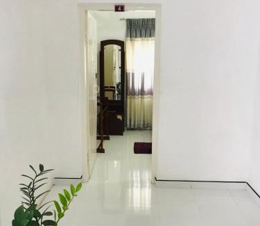 Arunagiri Nagar Hotel | Bon Voyaage Tourist Inn