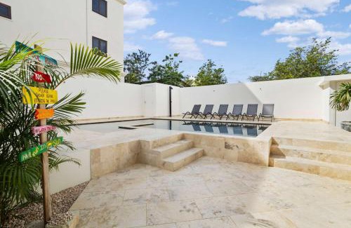 Playa Apartment | Bonaire Beach Apartment 3 with communal pool and diving facilities