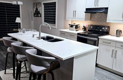 Winnipeg House | Bonavista LightHouse Deluxe Max