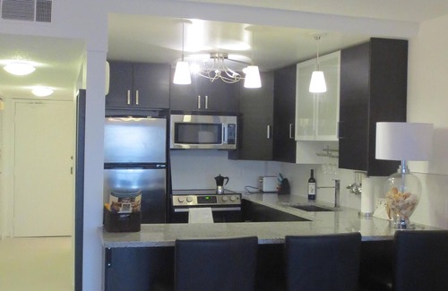 Sand Key Apartment | Book your beach getaway November2025 ! Few dates left ….book now!