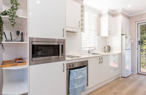 Blueys Beach House | Boomerang Point Apartment