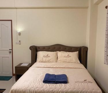 Mueang Samut Prakan District Hotel | Boontorsub