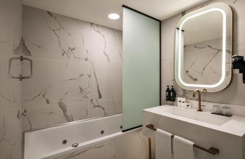 Ankara City Center Hotel | Boreas Hotel, Trademark Collection by Wyndham
