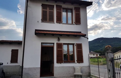 Borghetto Di Borbera House | Borghetto rental near blue bubbles and at the outlet