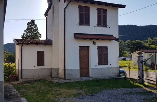 Borghetto Di Borbera House | Borghetto rental near blue bubbles and at the outlet