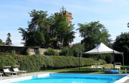 Bucine House | Borgo Bello L: A characteristic and welcoming apartment in the characteristic style of the Tuscan countryside.