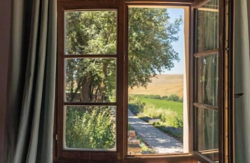 Trequanda Villa | Borgo Belsedere -Perfect for Family-Reunions, Retreats, intimate Weddings & more