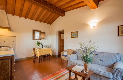 Grassina Apartment | Borgo Bottaia, a relaxing spot near Florence (2 PAX)