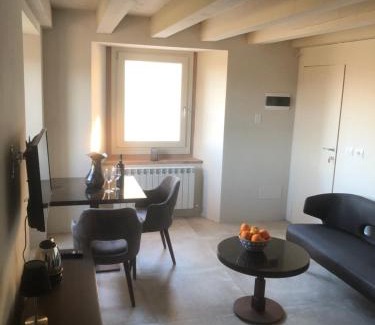 Zocca Apartment | Borgo Stanzano