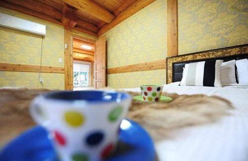 Boryeong House | Boryeong Rich Valley Log Village Pension