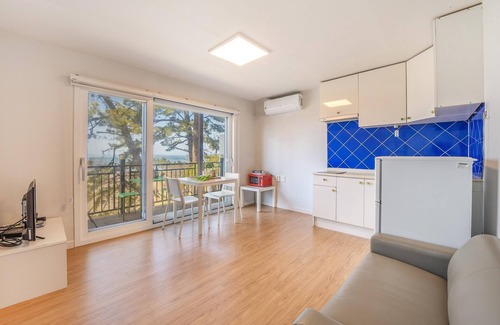 Holmoe House | Boryeong Thirasel Pension