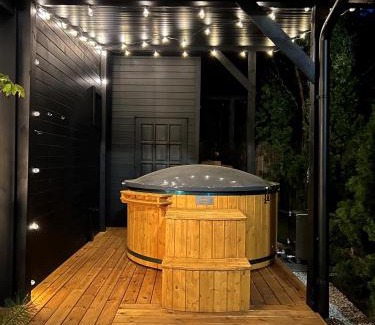 Siemiany House | Bosko Siemiany - bania, jacuzzi, kino plenerowe, ognisko, rowery, SUP