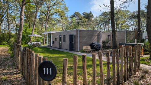 Municipality of Hellendoorn Villa | Boslodge Het Groene Hert met Hottub