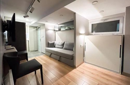 Kurucesme Apartment | Bosphorus Designer Suite Seperate Guest room