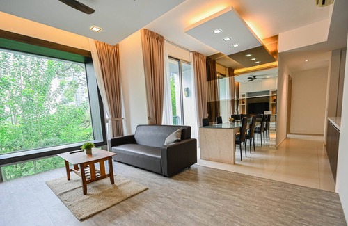 Clementi Apartment | Botannia- Built in serenity