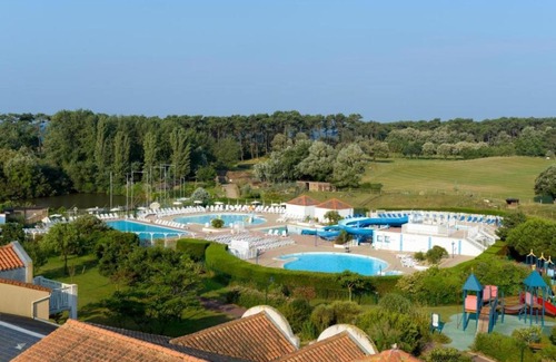 Bourgenay Apartment | Bourgenay - Rue du Lac - Piscines chauffees