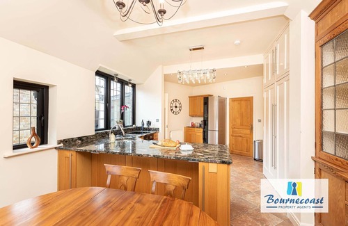 Canford Cliffs House | Bournecoast: Beautiful Six Bedroom House with Amazing Sea views - HB9555