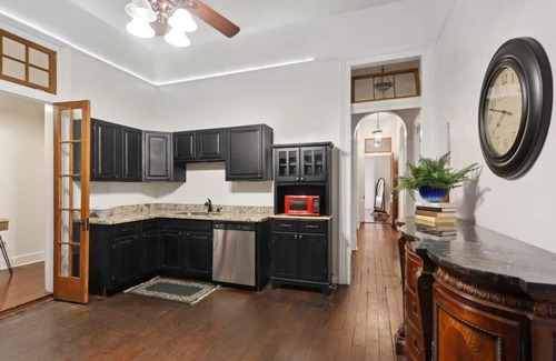 Faubourg Marigny Bed & Breakfast | Boutique 9BR Unit with Pool | Steps from French Q