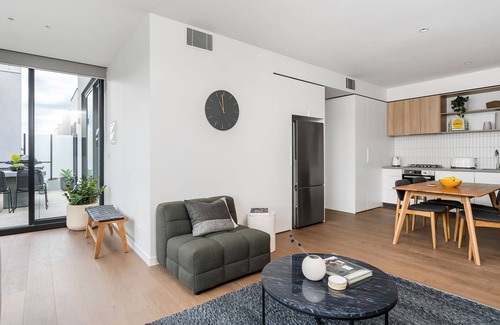 Camberwell Apartment | BOUTIQUE STAYS - Axel Apartments 201 The Clarke