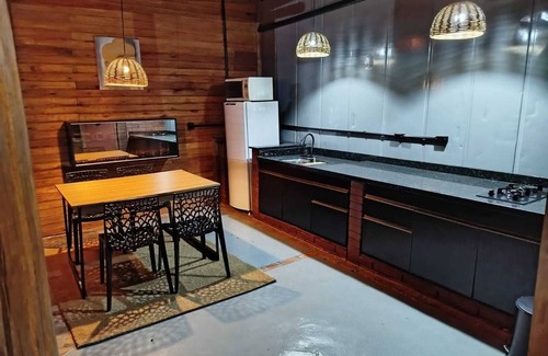 Rio Vermelho Sul House | LAND OF PALM TREES CONTAINER HOUSE