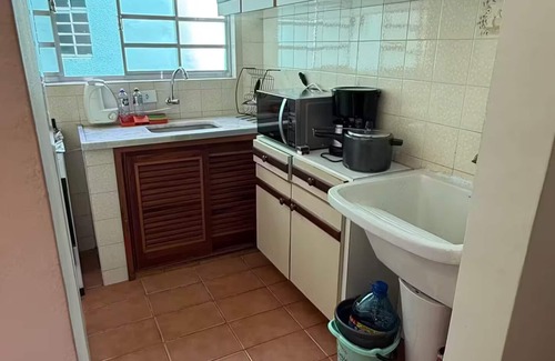 Tenorio Apartment | Praia Grande - Right on the sand (30 meters from the shore)