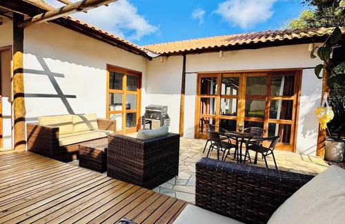 Brava House | Casa com 3 quartos a 5 minutos da praia
