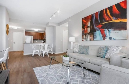 Hudson Exchange Apartment | Brand New 2BR | Free WiFi | Full Kitchen | Access to NYC