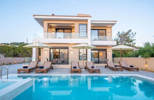 Argassi Villa | Brand new 3 bedroom villa, close to town and beach