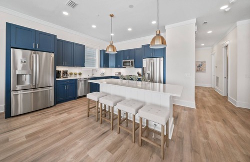 Laguna Beach Estates House | Brand New! Beachfront w private pool. Exceptional. 8 Br each w private bath