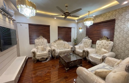 D.H.A. House | Brand new building with 8 bedrooms, 6 bathroom, 3 kitchen with luxury appliances