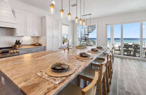 Thomas Drive House | Brand New Gulf Front Home. 7BR, Custom Margaritaville Cabana, Pool. Discounts!