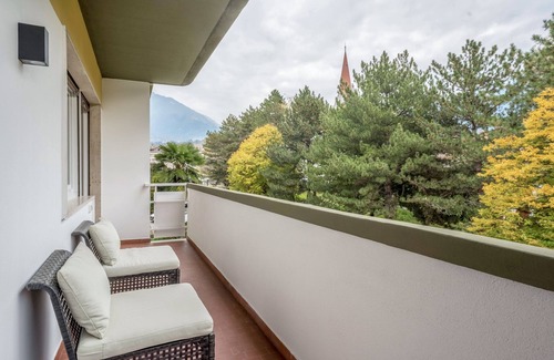Merano Apartment | Brand New Holiday Apartment "Alex" Near the Center with Mountain View, Wi-Fi & Balcony