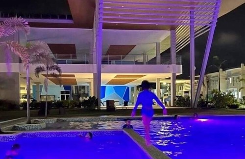 Davao House | Brand New Home- 2 Minutes from Davao International oairport- Free Wifi