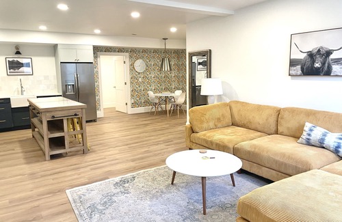 Pleasant Grove Apartment | Brand NEW modern ski retreat close to Sundance & BYU