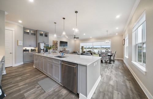 Montgomery House | Brand new waterfront, family friendly lake house.