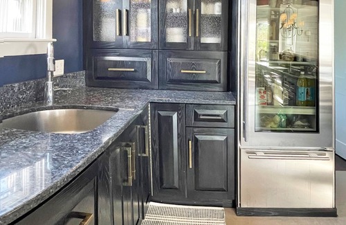 Brant Point House | Brant Point Beach House, 5 Bed, 2 blocks from 2 beaches, walk to town