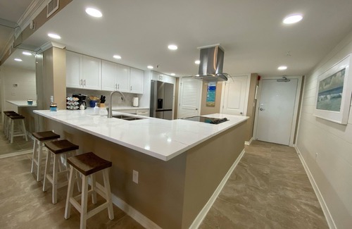 Destin Condo | Breakers East 102-Gulf Front 2 BR/2 BA/Covered Parking- Beach setup included