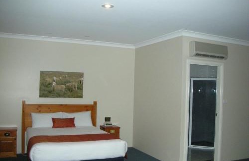 Cowra Hotel | Breakout Motor Inn