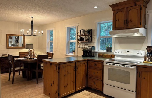 Water Valley Cottage | Breathe Easy: Perfect for unplugging, & reconnecting with nature & loved ones.