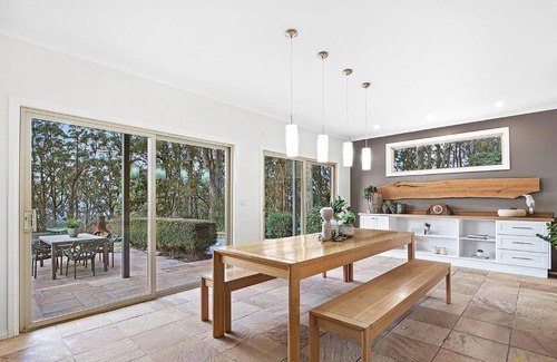 Ferny Creek House | Breathtaking 5BR Highview Hermitage