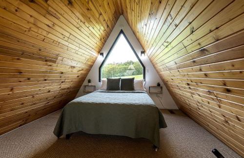 Makanda Ski Chalet | Breathtaking A-frame with Impressive Nature Views in Carbondale, Illinois