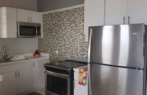 Estate Tabor and Harmony Apartment | Breathtaking Island Views, Excellent Proximity to Major Beaches and More