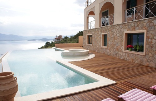 Theologos Villa | Breathtaking mediterranean view, large private infinite Pool & Jacuzzi !