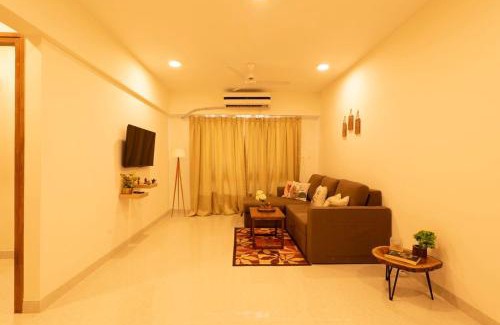 Santacruz Apartment | Breezy, Bright, Upper Floor 2bhk nr BKC & Airport