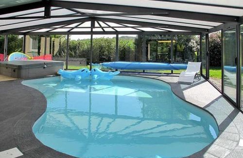 Kersaint-Plabennec Apartment | Bretagne,maison avec piscine et spa