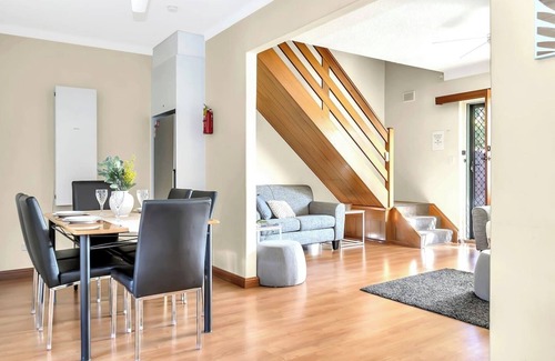 Glenelg North House | Brick Tides Experience the Serene Glenelg North